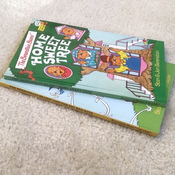 Two Vintage Berenstain Bears Hardcover Books, 1992 - Picture 12 of 13